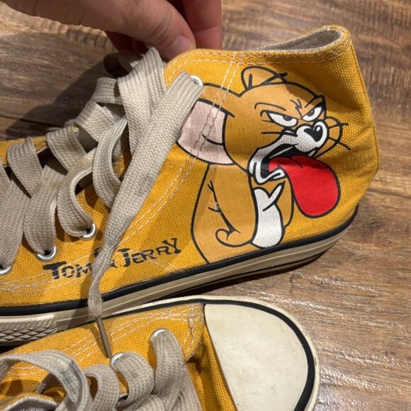 High-Top Sneakers - Yellow Tom & Jerry - Picture 3 of 11